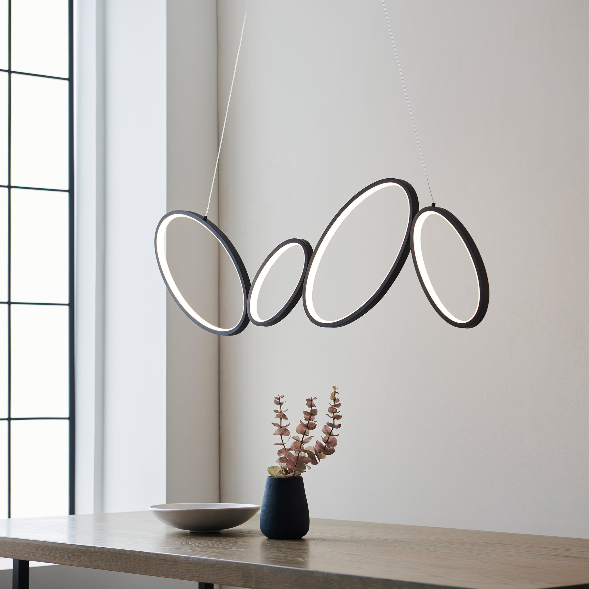 Ovo 4 Pendant Light