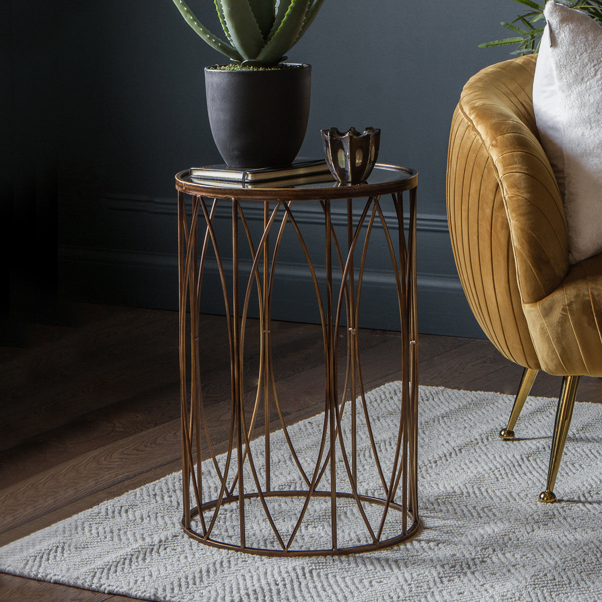 Gaten Sidetable